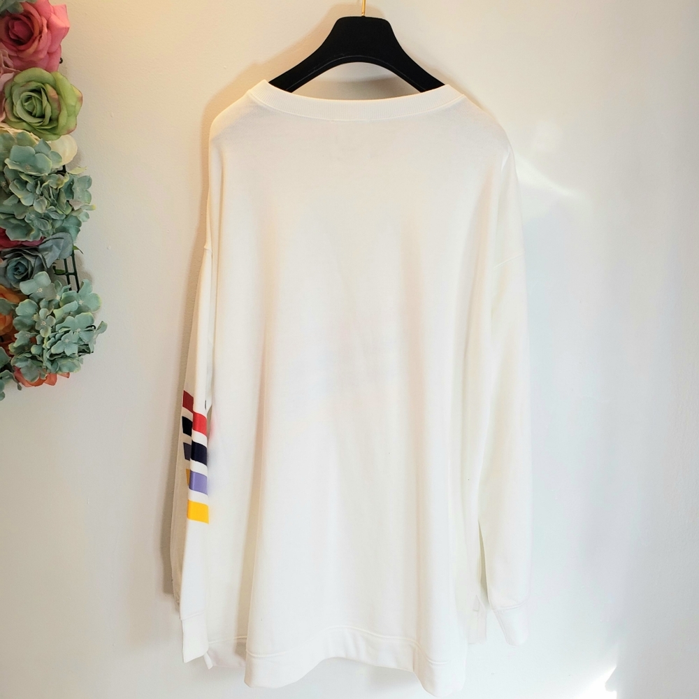 DUBGEE NWT White Graphic Print Pullover Sweater - Picture 11 of 13